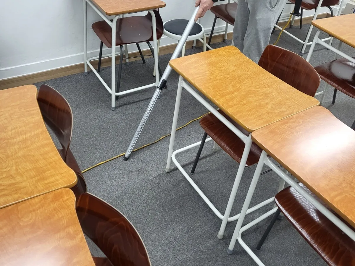 김해시 강동 학교 복도·대기 동선 야간 위생청소 사례 - 행진크린