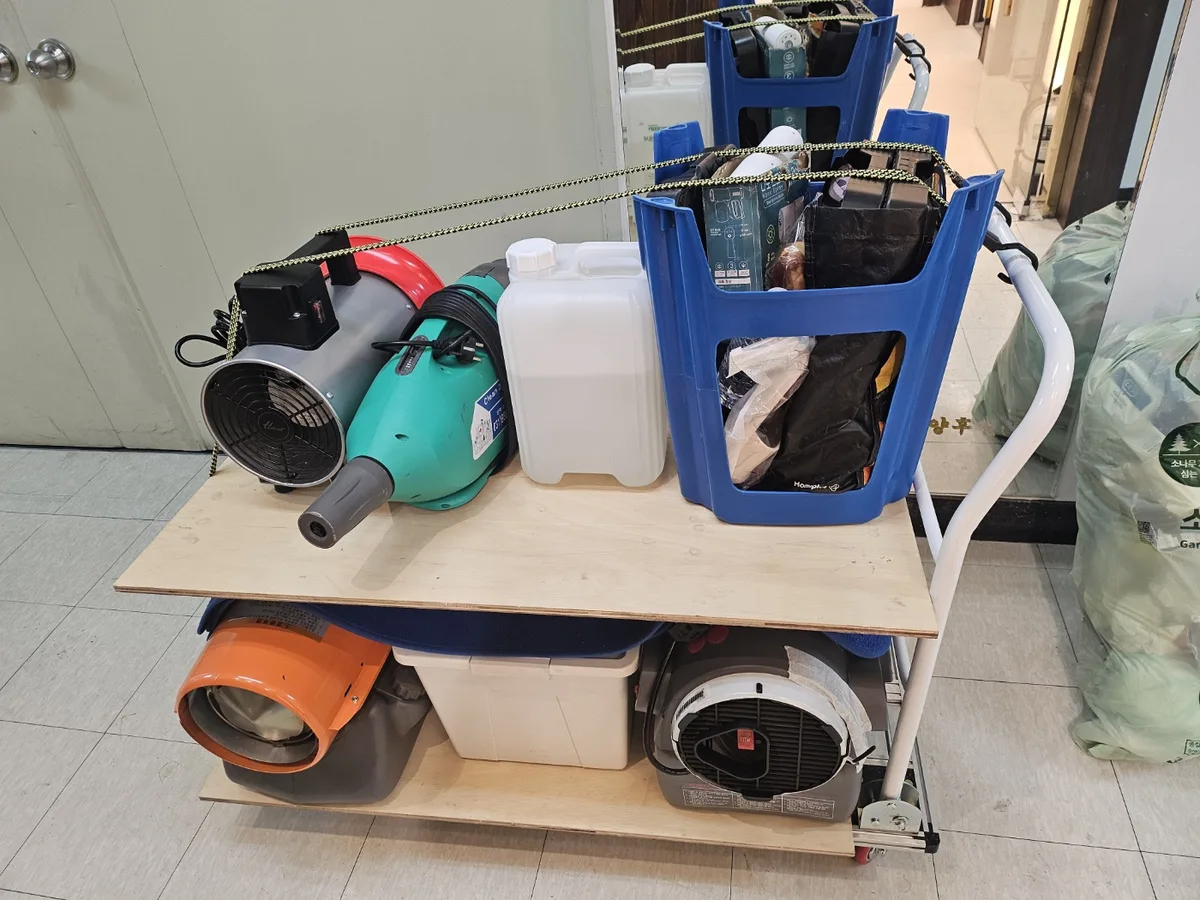 김해시 대동면 신축 아파트 가구·붙박이장 거실·안방 위생청소 사례 - 행진크린