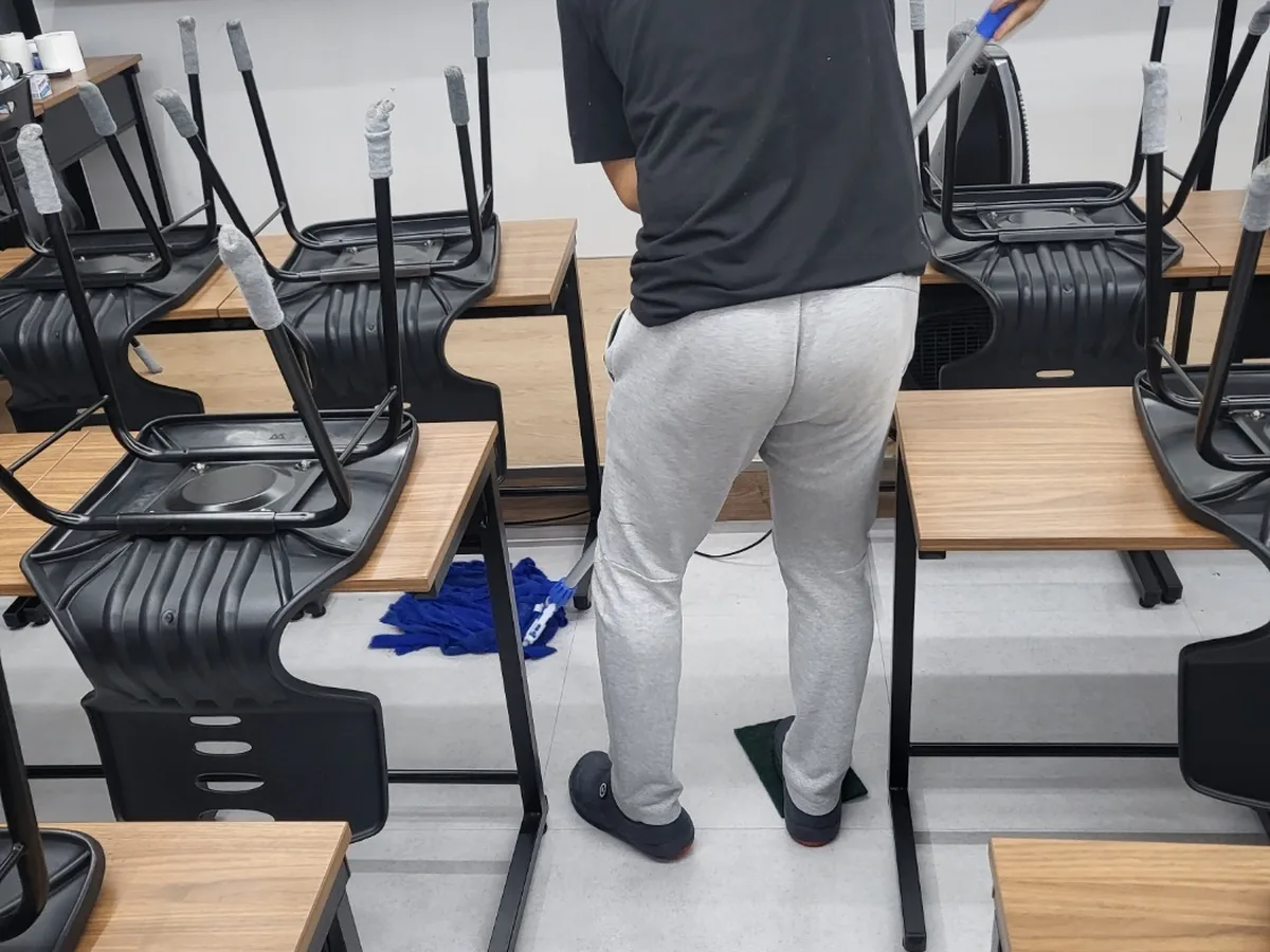 김해시 어방동 학교 교장실·교무실 위생청소 사례 - 행진크린
