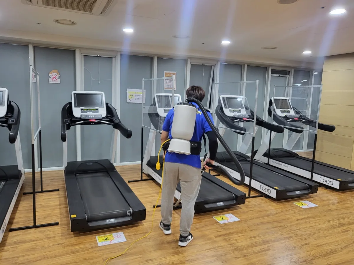 창원시 진해구 제황산동 헬스장 탕비실 직원 휴게공간 위생청소 사례 - 행진크린